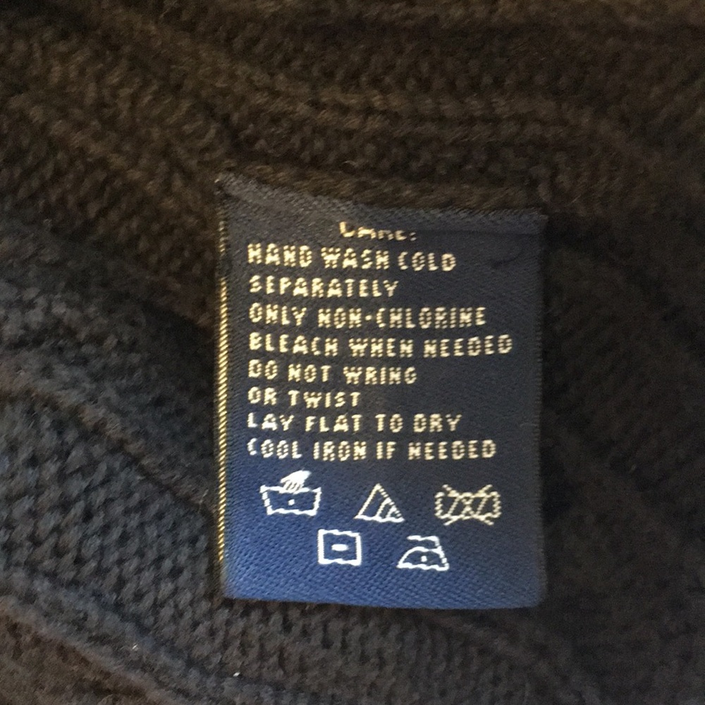 Sweater - Picture 5 of 5